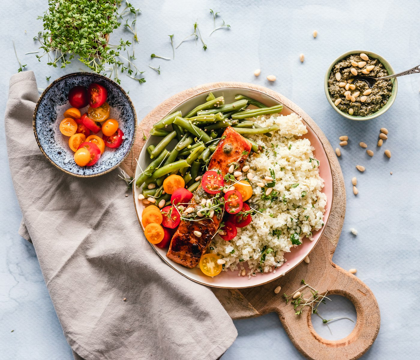 Spiced chickpea bowl with crispy shallots